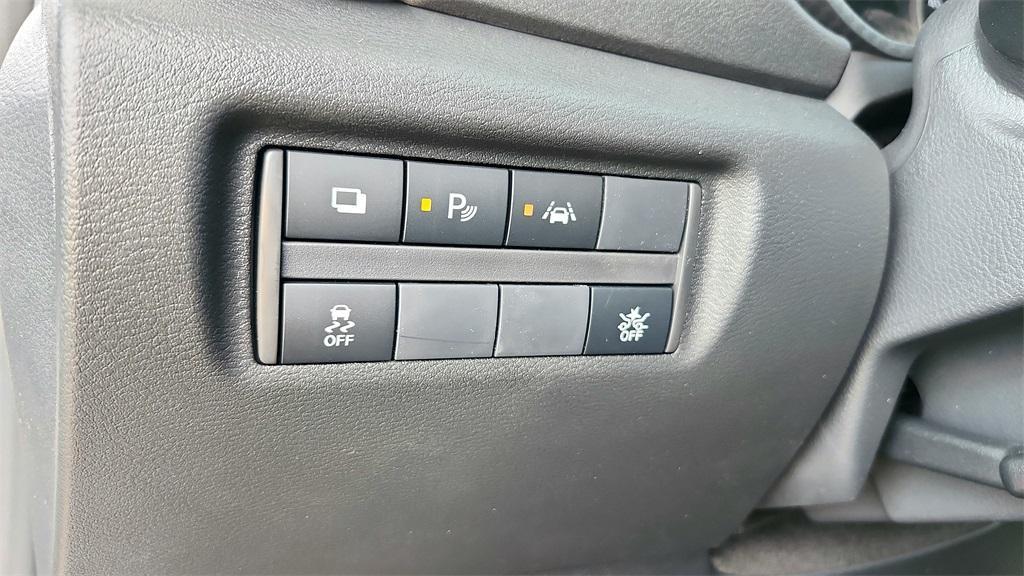 new 2025 Nissan Versa car, priced at $17,881