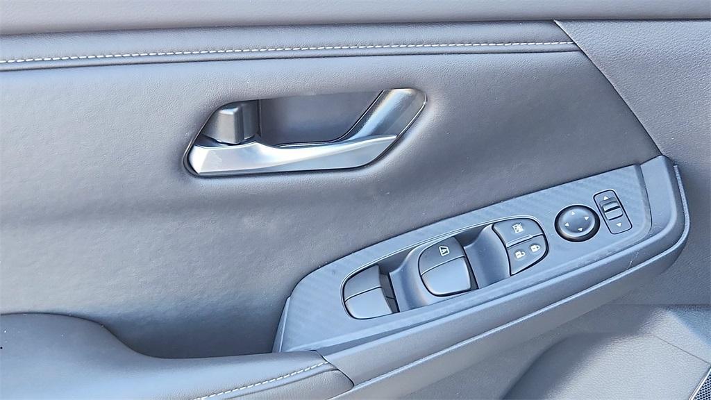 new 2025 Nissan Sentra car, priced at $23,045