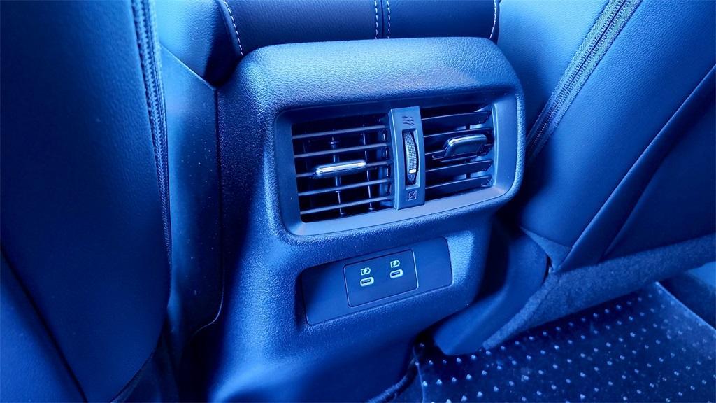 new 2025 Nissan Murano car, priced at $46,121