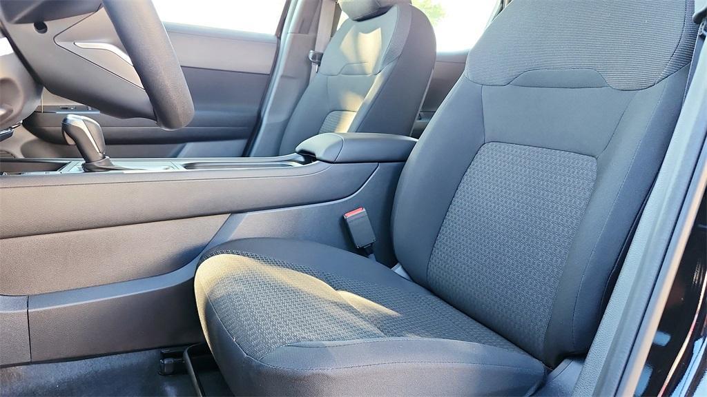 new 2025 Nissan Kicks car, priced at $23,061