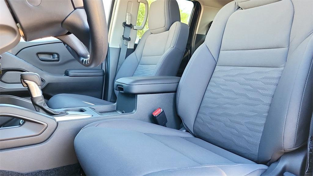 new 2025 Nissan Frontier car, priced at $34,339