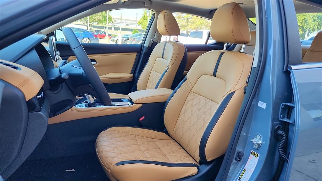 new 2025 Nissan Sentra car, priced at $25,581