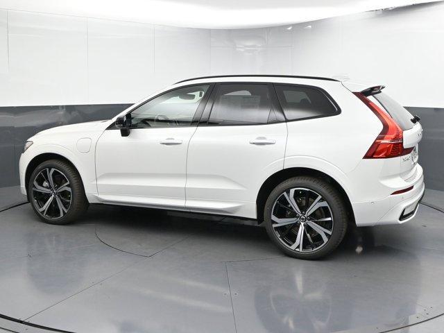 new 2025 Volvo XC60 Plug-In Hybrid car, priced at $71,725