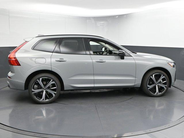 new 2025 Volvo XC60 car, priced at $59,885