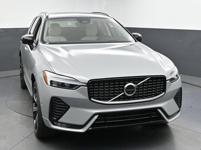 new 2025 Volvo XC60 car, priced at $59,885