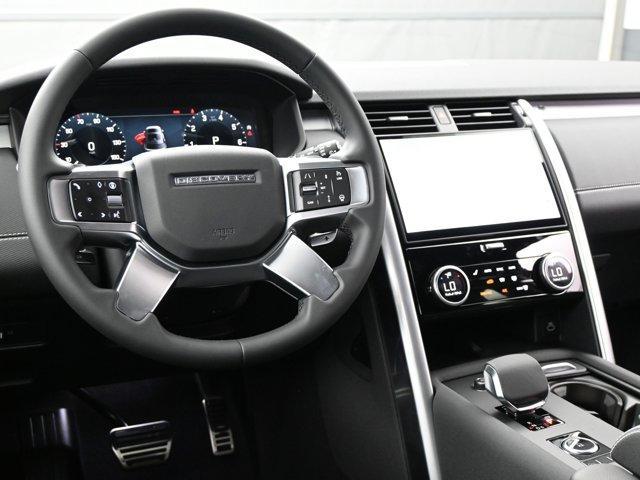 new 2025 Land Rover Discovery car, priced at $74,835