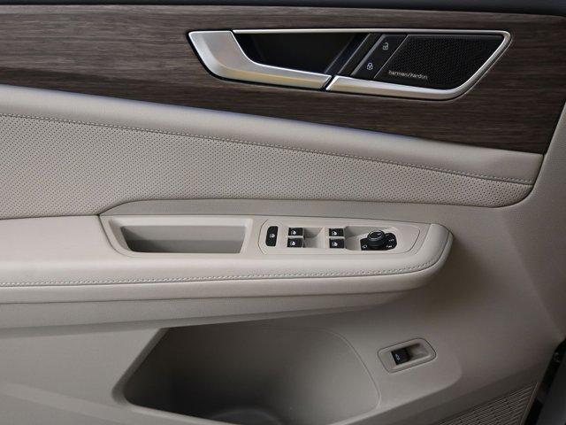 used 2025 Volkswagen Atlas car, priced at $44,987