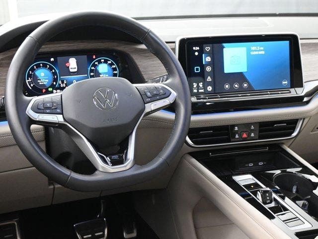 used 2025 Volkswagen Atlas car, priced at $44,987