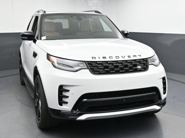 new 2025 Land Rover Discovery car, priced at $80,525