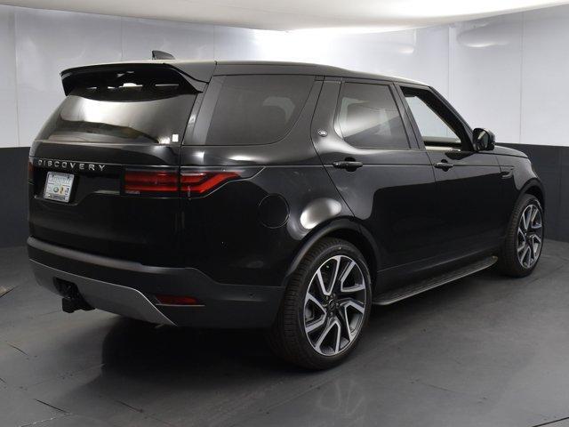 new 2024 Land Rover Discovery car, priced at $69,478