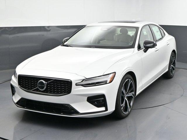 new 2025 Volvo S60 car, priced at $48,015