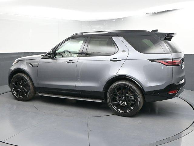 new 2025 Land Rover Discovery car, priced at $77,668