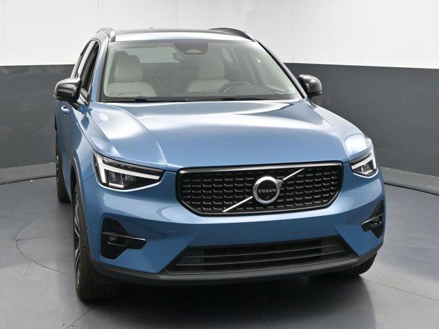 used 2023 Volvo XC40 car, priced at $36,500