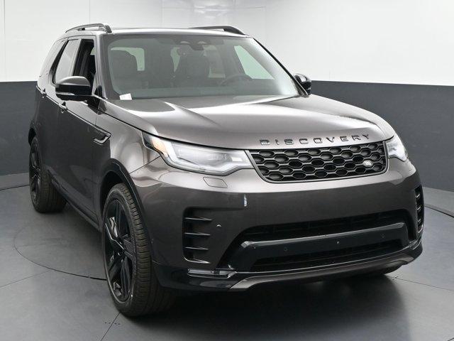 new 2025 Land Rover Discovery car, priced at $81,418