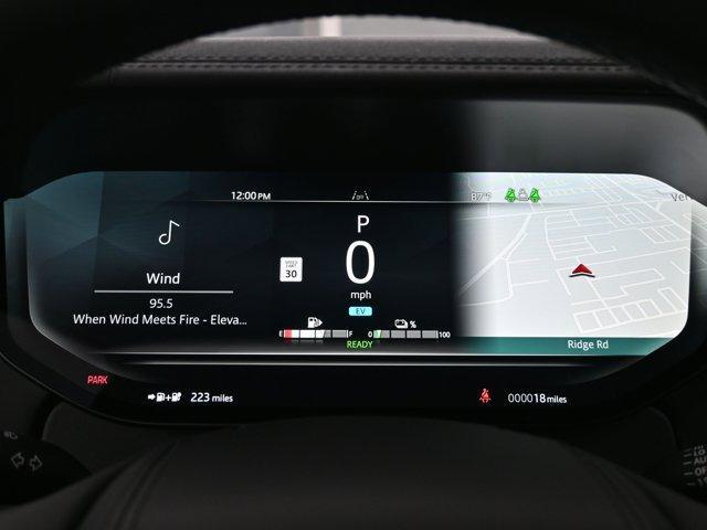 new 2025 Land Rover Range Rover car, priced at $133,695