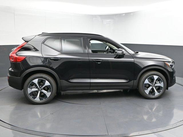 new 2025 Volvo XC40 car, priced at $48,315