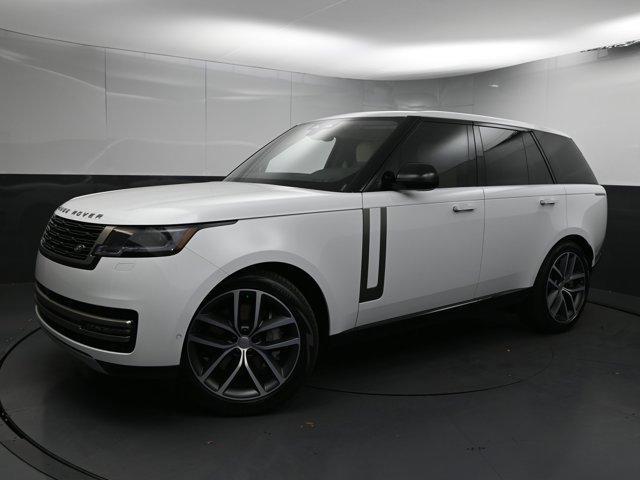 new 2025 Land Rover Range Rover car, priced at $139,685