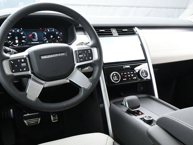 new 2025 Land Rover Discovery car, priced at $80,968