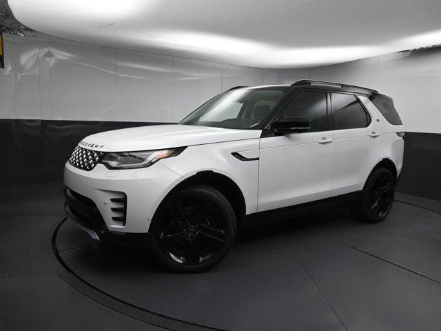 new 2025 Land Rover Discovery car, priced at $85,200