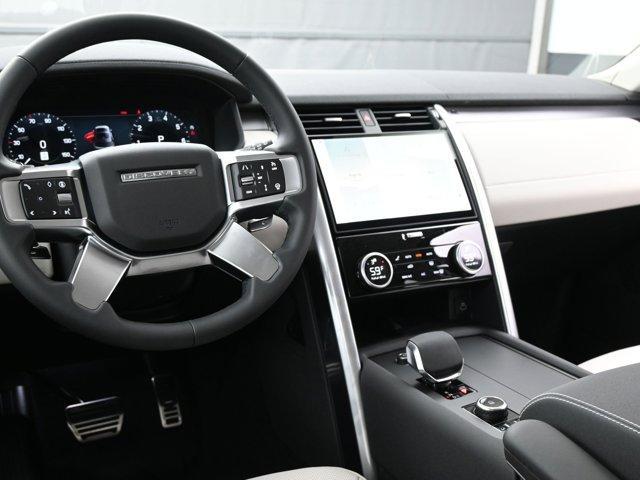 new 2025 Land Rover Discovery car, priced at $82,978