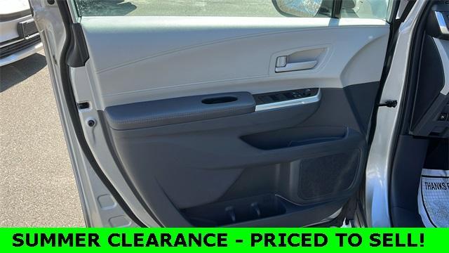 used 2024 Toyota Sienna car, priced at $40,395