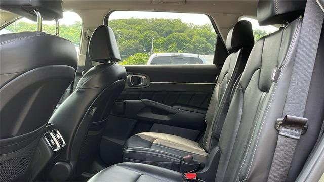 used 2024 Kia Sorento car, priced at $39,995