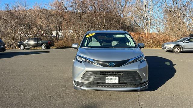 used 2022 Toyota Sienna car, priced at $35,995