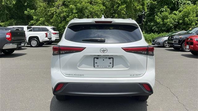 used 2023 Toyota Highlander car, priced at $40,995