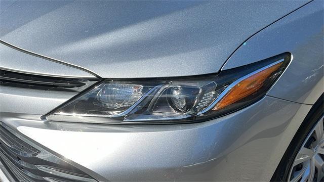 used 2020 Toyota Camry Hybrid car, priced at $23,995