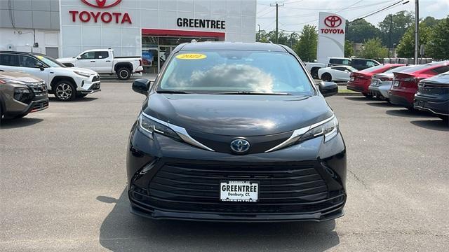 used 2022 Toyota Sienna car, priced at $39,995
