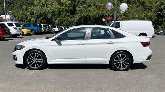 used 2023 Volkswagen Jetta car, priced at $21,995