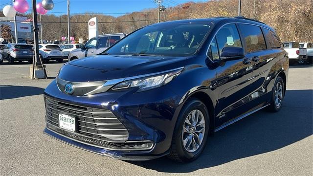 used 2021 Toyota Sienna car, priced at $34,995