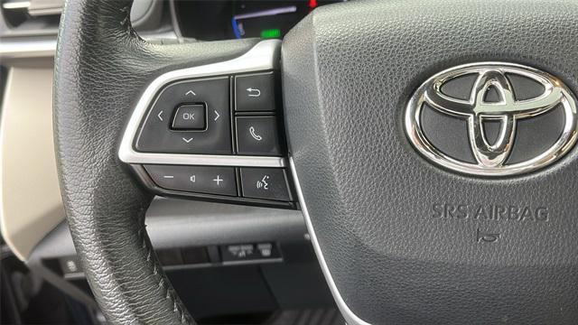used 2023 Toyota Sienna car, priced at $39,995