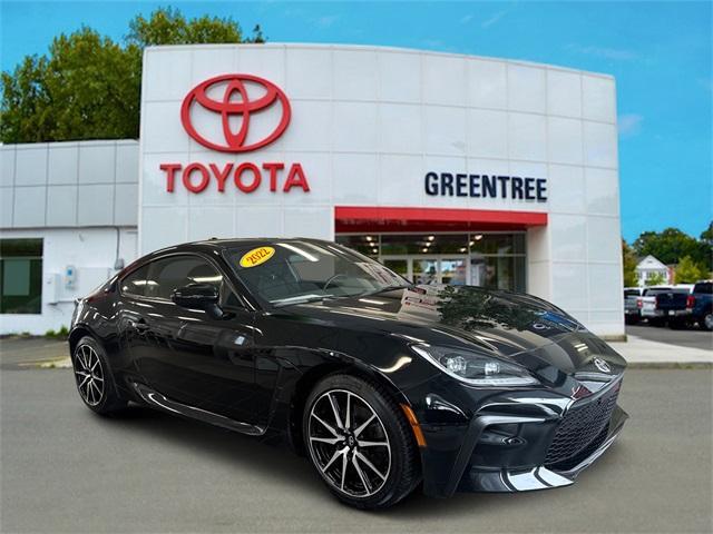 used 2022 Toyota GR86 car, priced at $28,779