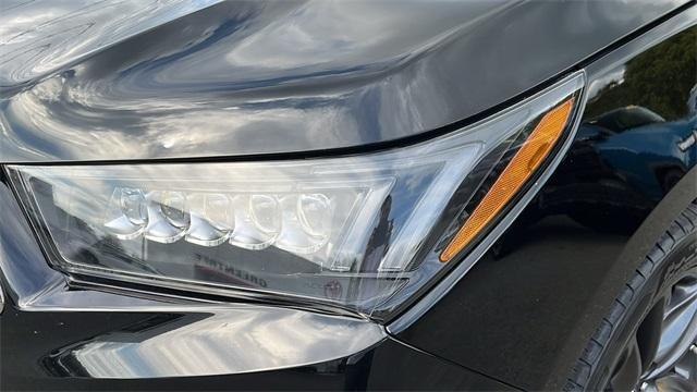 used 2020 Acura MDX car, priced at $33,795