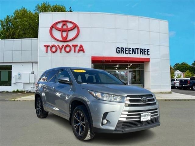 used 2017 Toyota Highlander car, priced at $21,495