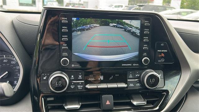 used 2021 Toyota Highlander car, priced at $35,995