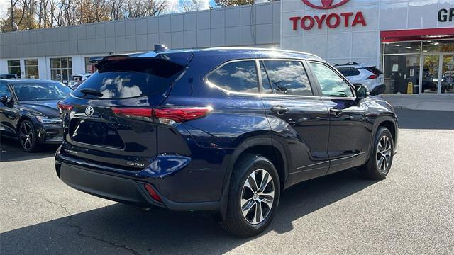 used 2023 Toyota Highlander car, priced at $37,995
