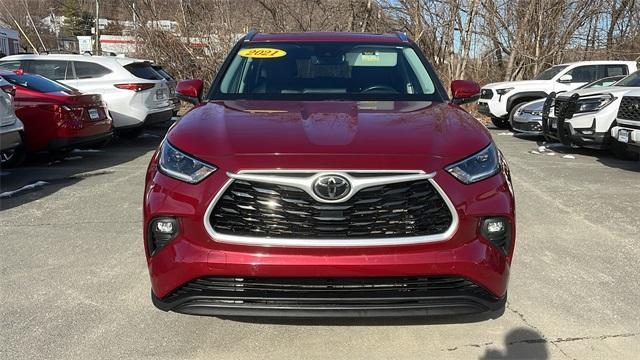 used 2021 Toyota Highlander car, priced at $33,995