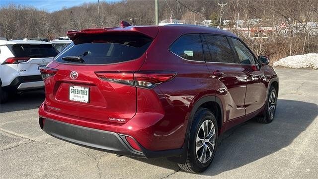 used 2021 Toyota Highlander car, priced at $33,995