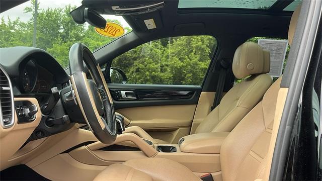 used 2020 Porsche Cayenne car, priced at $39,995