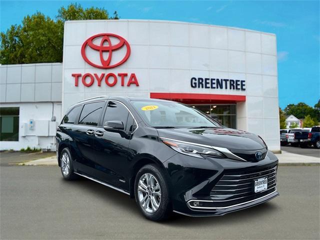 used 2021 Toyota Sienna car, priced at $49,552