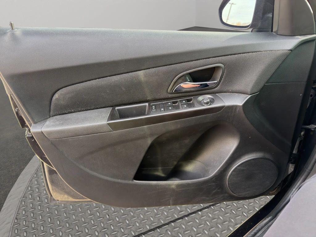 used 2016 Chevrolet Cruze Limited car, priced at $4,995