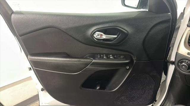 used 2016 Jeep Cherokee car, priced at $12,163