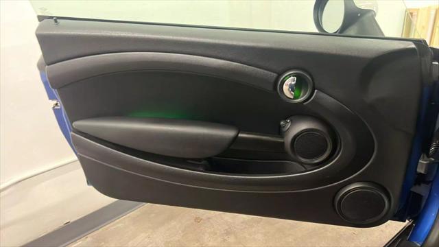 used 2013 MINI Hardtop car