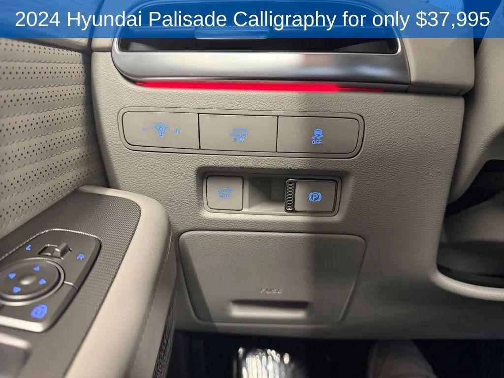 used 2024 Hyundai Palisade car, priced at $37,995