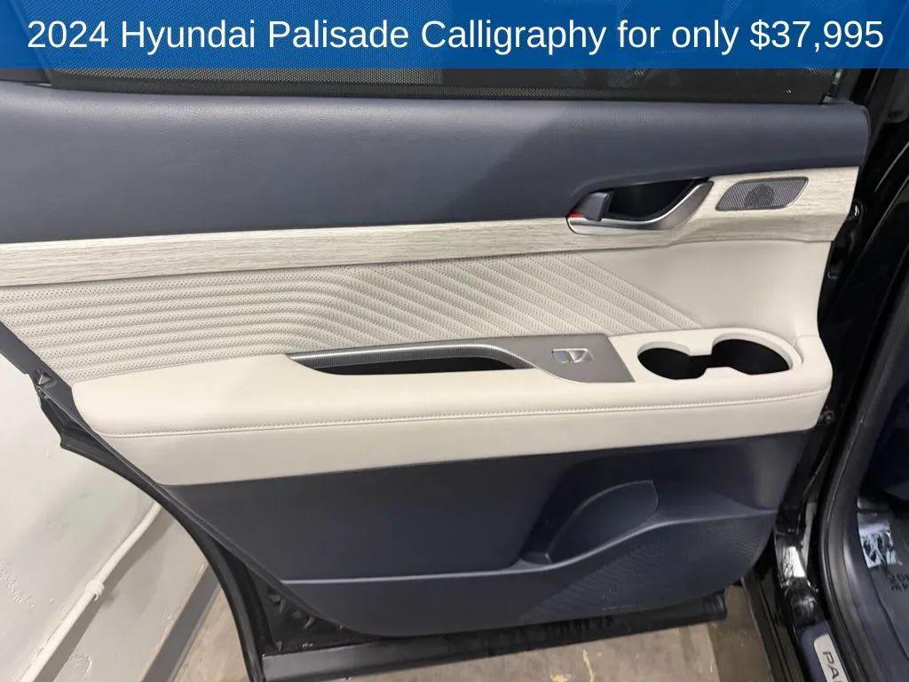 used 2024 Hyundai Palisade car, priced at $37,995