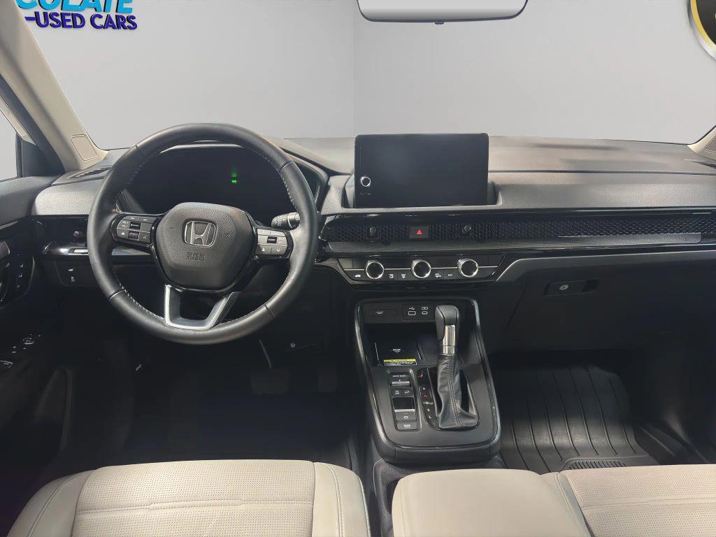 used 2025 Honda CR-V car, priced at $33,889