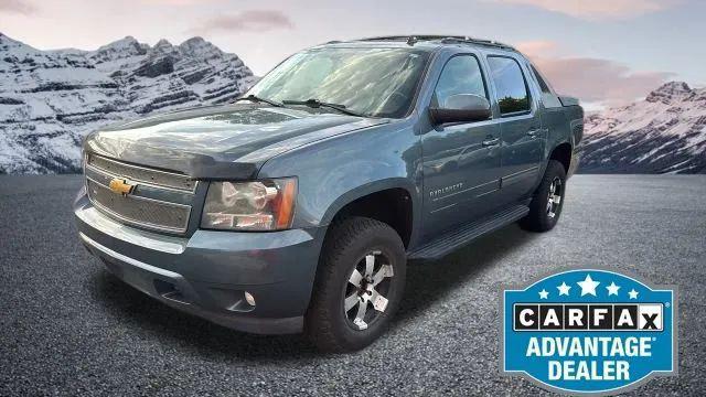 used 2011 Chevrolet Avalanche car, priced at $9,995