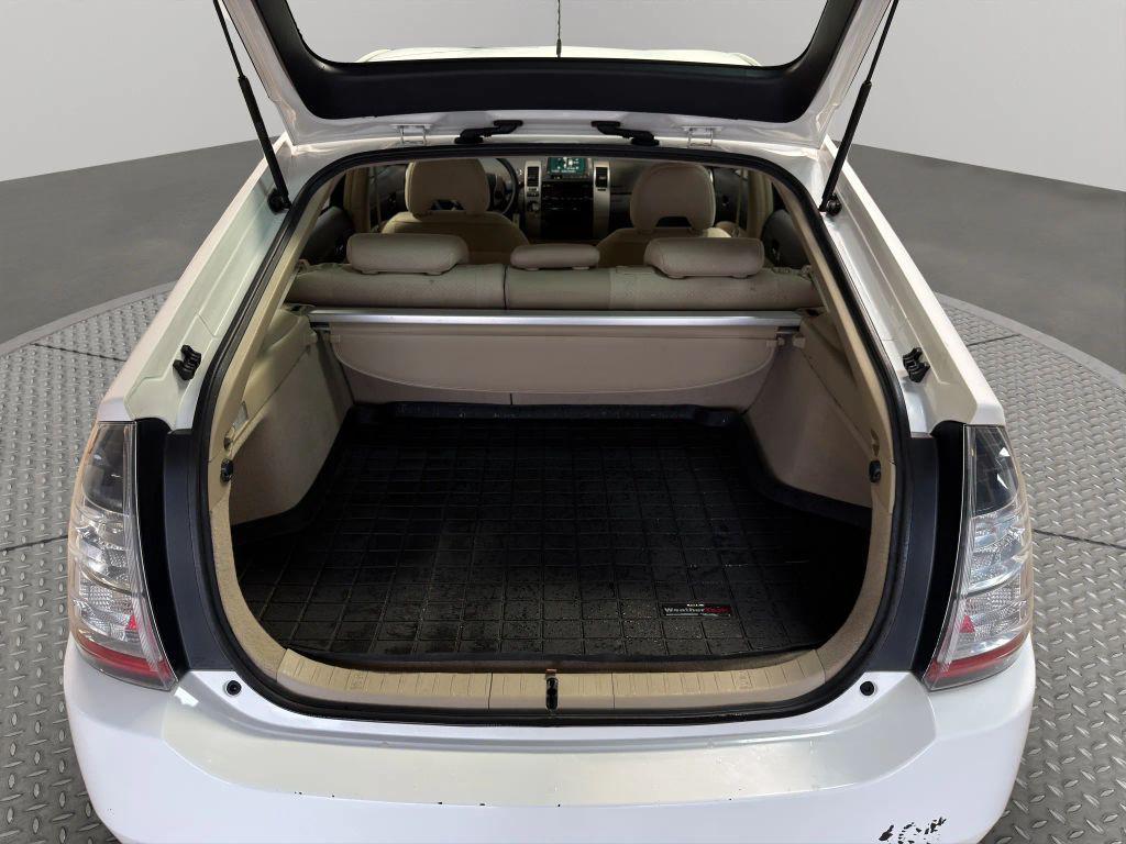 used 2005 Toyota Prius car, priced at $10,995